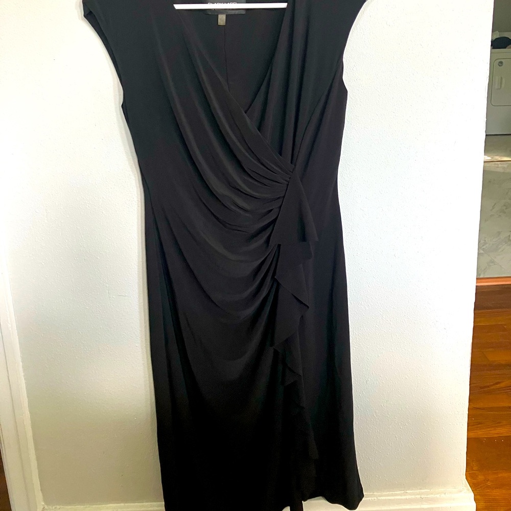 Little black dress with ruffle size 4 (runs large)